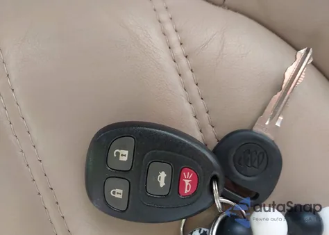 2010 Buick Lucerne Cxl from USA, damaged, VIN 1G4HC5EM0AU135696